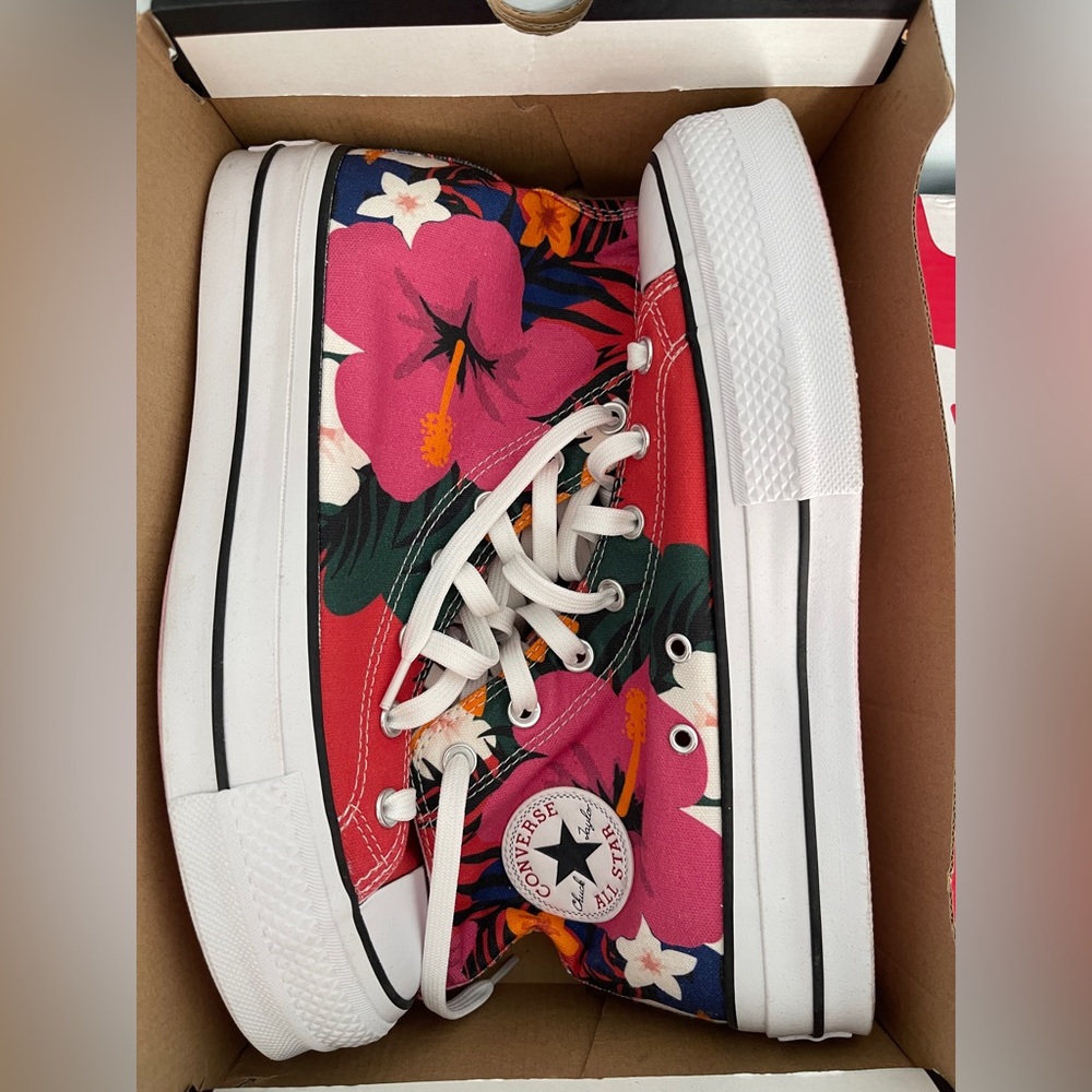 Converse unisex Tropical High-Top Sneakers - Pink and Red - Picture 5 of 10